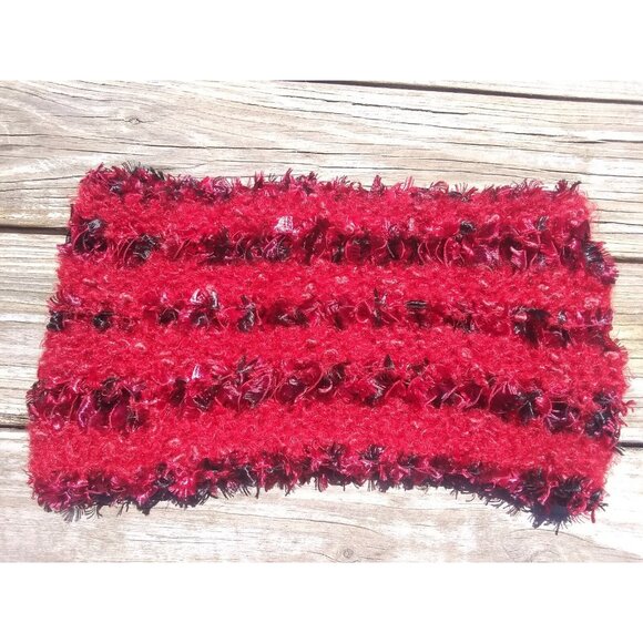 Women's Infinity Scarf Red Feather Boa Cowl Handmade Knit Fluffy Vegan OOAK - Picture 6 of 7